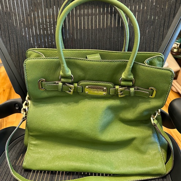 MICHAEL Michael Kors Handbags - EUC Michael Kors Green Leather Handbag